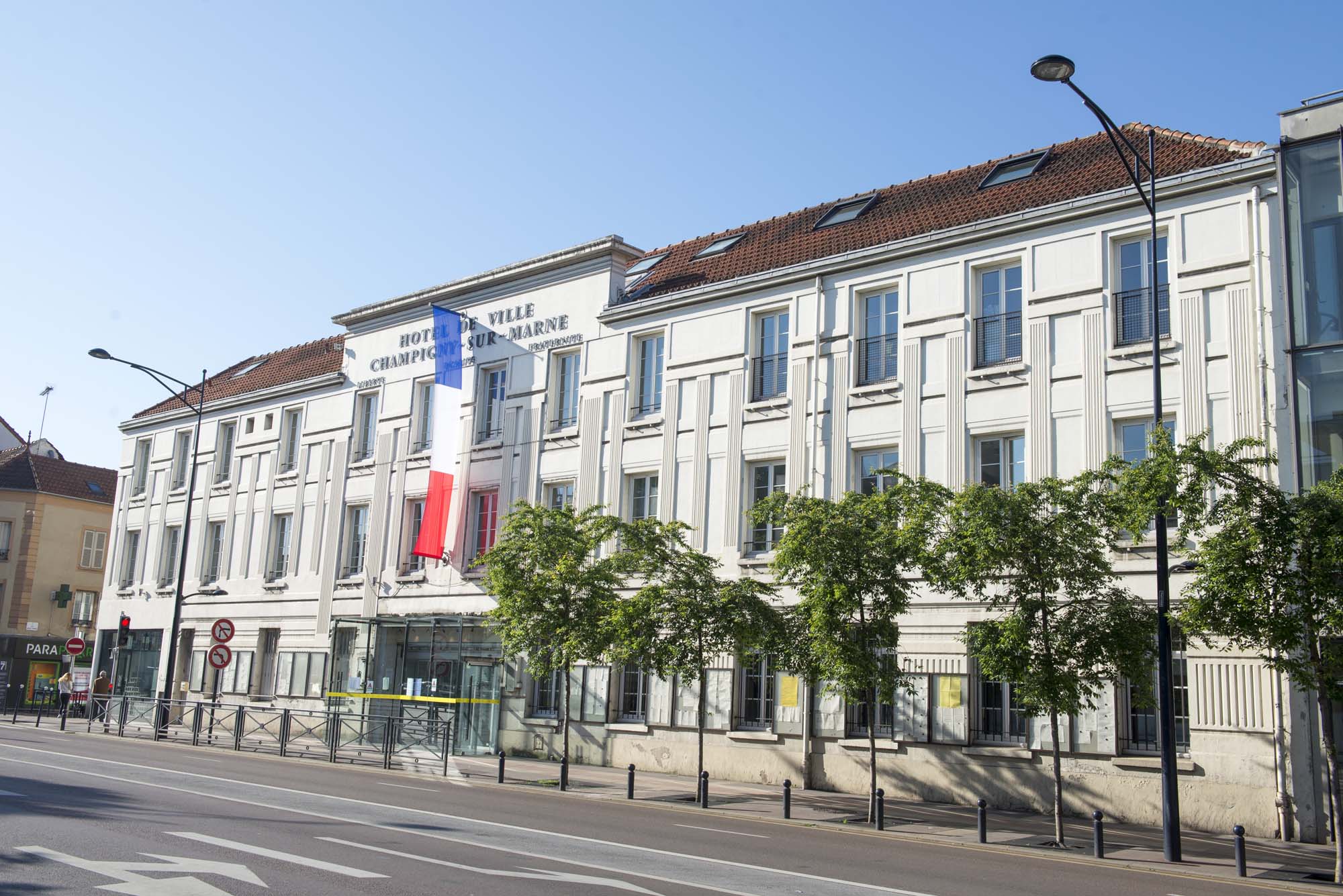 Façade de la mairie de Champigny sur Marne